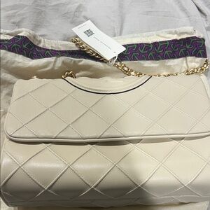 Tory Burch Cream Quilted Shoulder Bag with Gold Chain